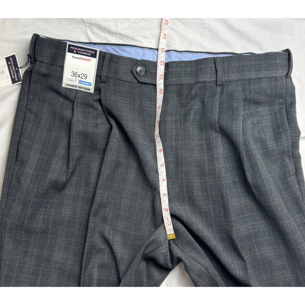 Roundtree & Yorke Mens 36x29 Charcoal Gray Check Plaid Pleated Dress Pants - Picture 12 of 16